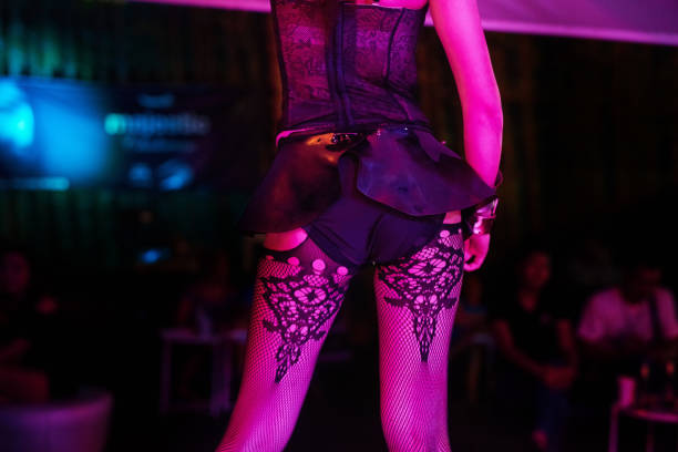 What can guests expect when upgrading to VIP at Dallas strip clubs?